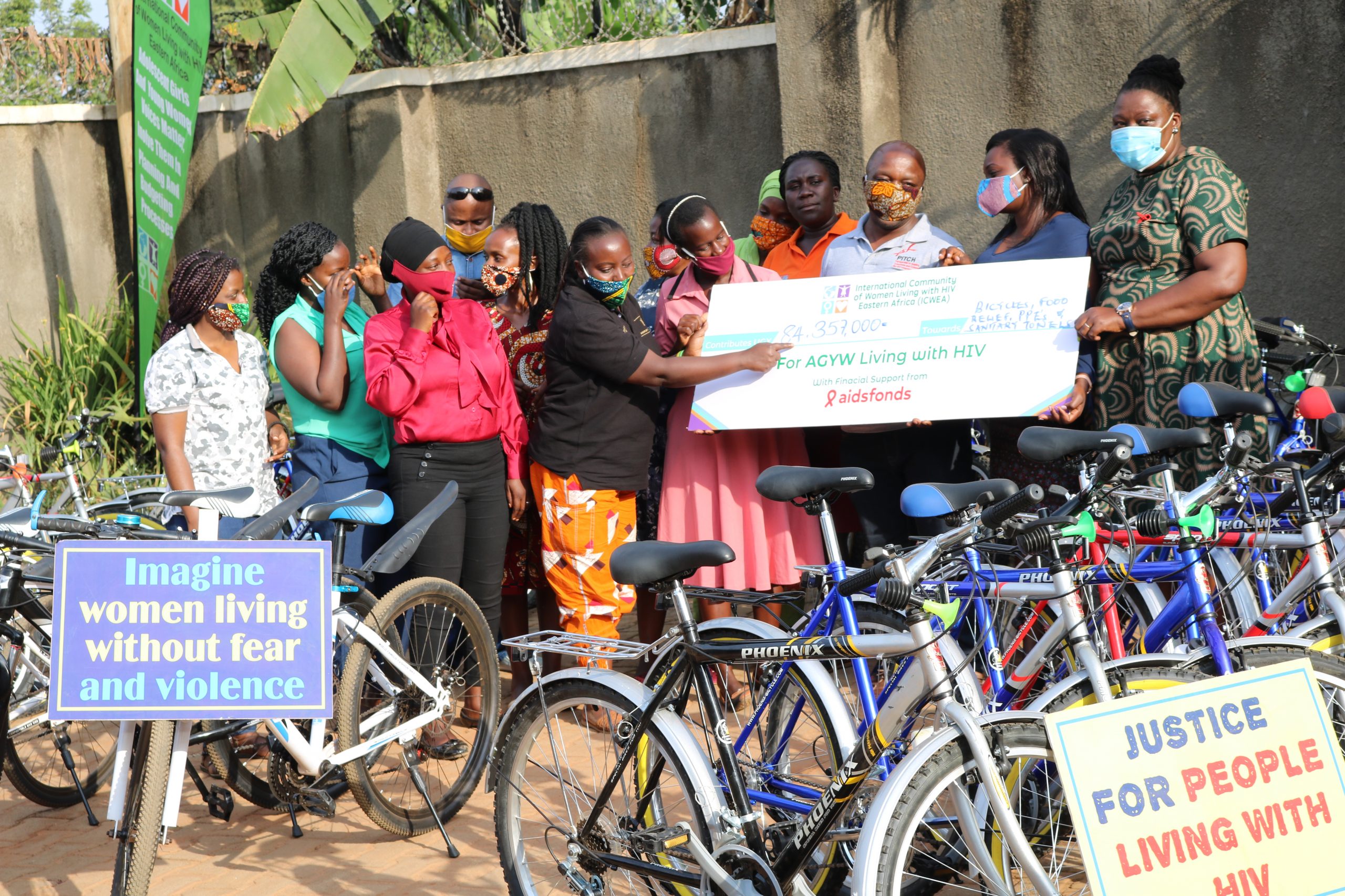 Read more about the article ICWEA WITH SUPPORT FROM AIDSFONDS DONATES 20,000 EUROS  & COMMISSIONS BICYCLES TO ENABLE ADOLESCENT  YOUNG GIRLS & WOMEN  ACCESS SEXUAL REPRODUCTIVE HEALTH SERVICES DURING COVID-19.